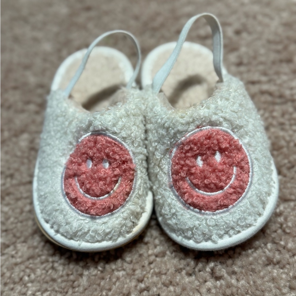 Cozy Kids' Slippers with Pink Smiley Face